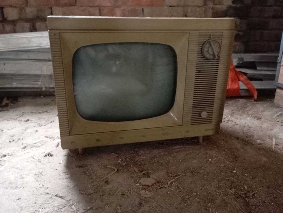 Продам ретро телевизор