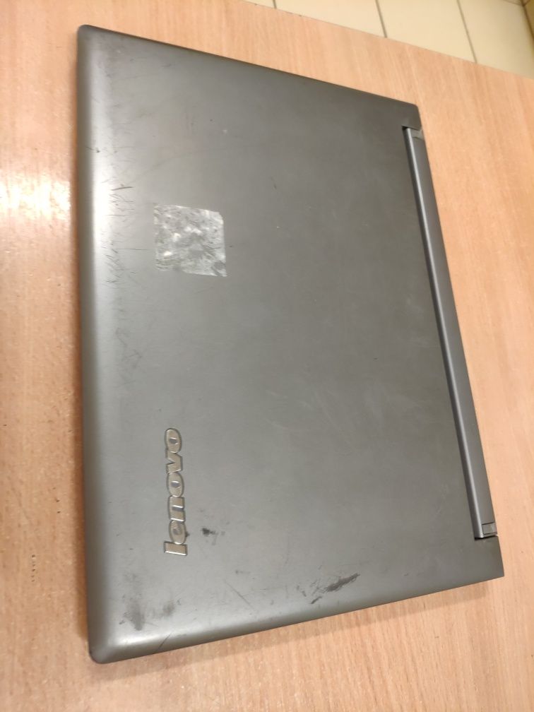 Lenovo Z546 laptop