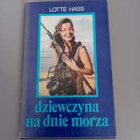 Dziewczyna na dnie morza, Lotte Hass