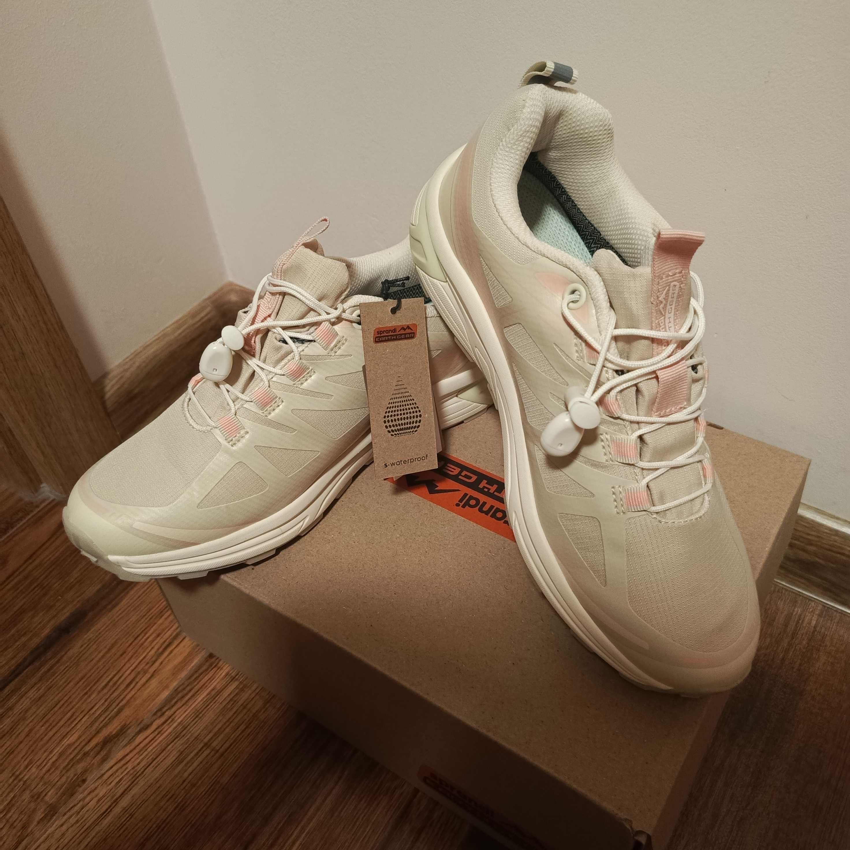 NOWE buty trekkingowe waterproof r.39