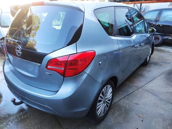 Gancho De Reboque Opel Meriva B Veículo Multiuso (S10)