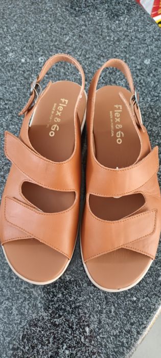 Sandálias senhora em Pele