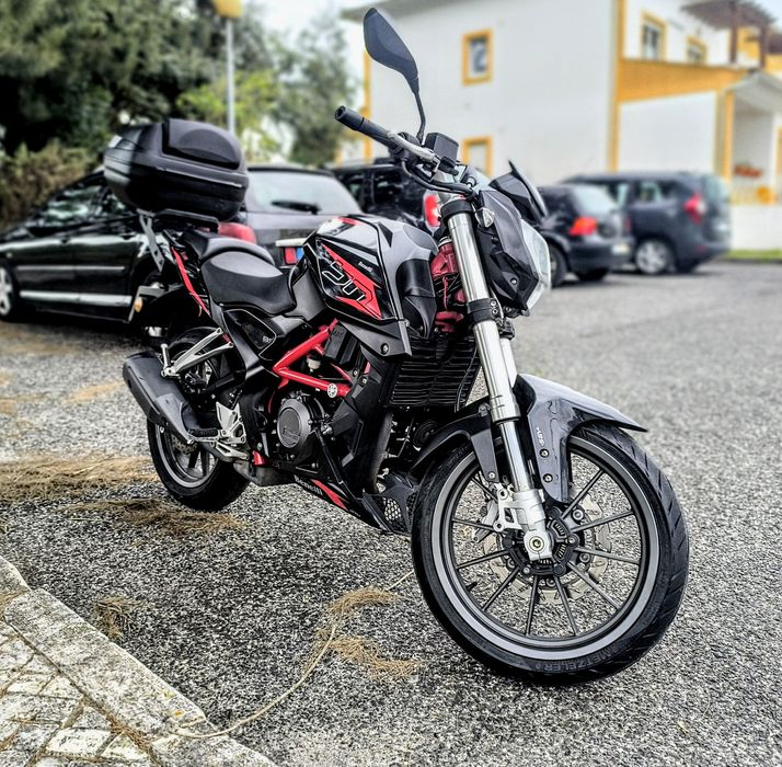 Benelli BN 251 - com top case - carta A2 (até 35 kW)