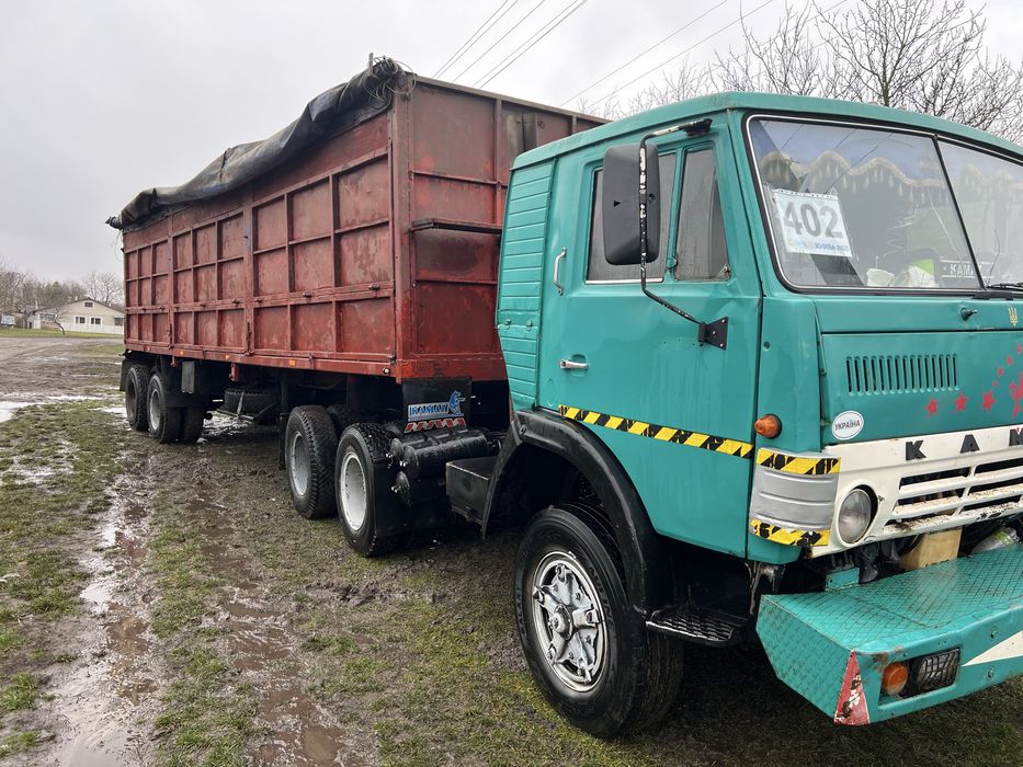 Камаз тягач з прицепом