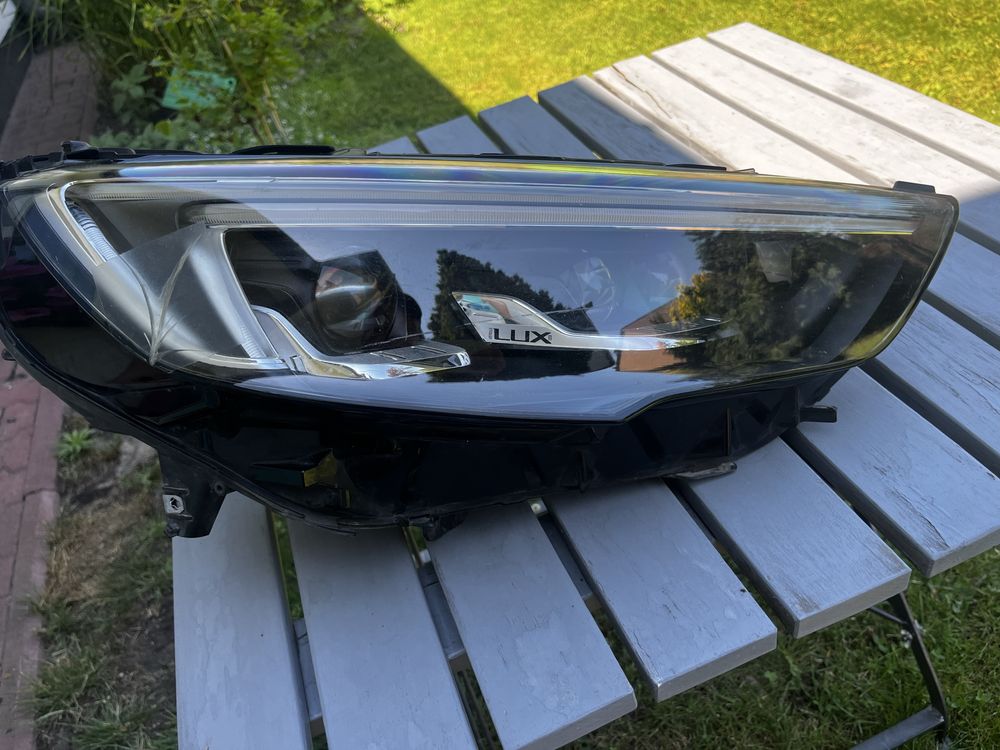 Lekko uszkodzona Lampa Full Led do Opel Insignia B 2017 -2020