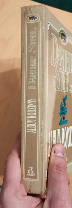 Zestaw 79 książek-romansów Roberts Steel Quick