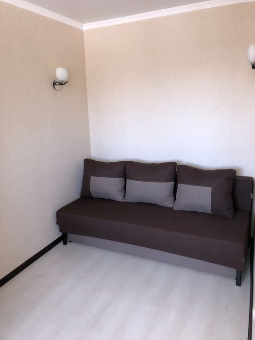 Київ Дарницький 1 кімнатна з газом та ремонтом