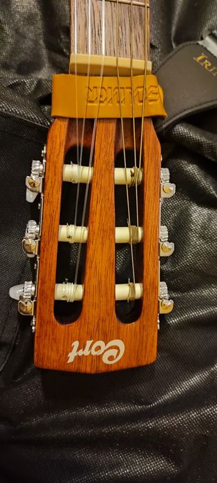 Гитара акустична Cort CEC1