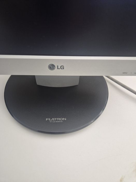 Lg flatron l1730s