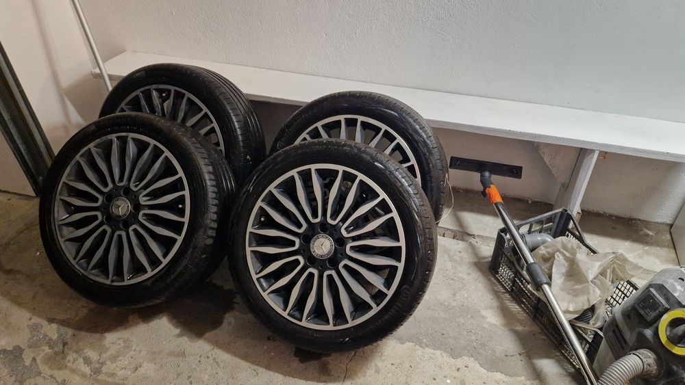 Piękne Koła mercedes