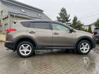 Toyota rav 4 2013 рік