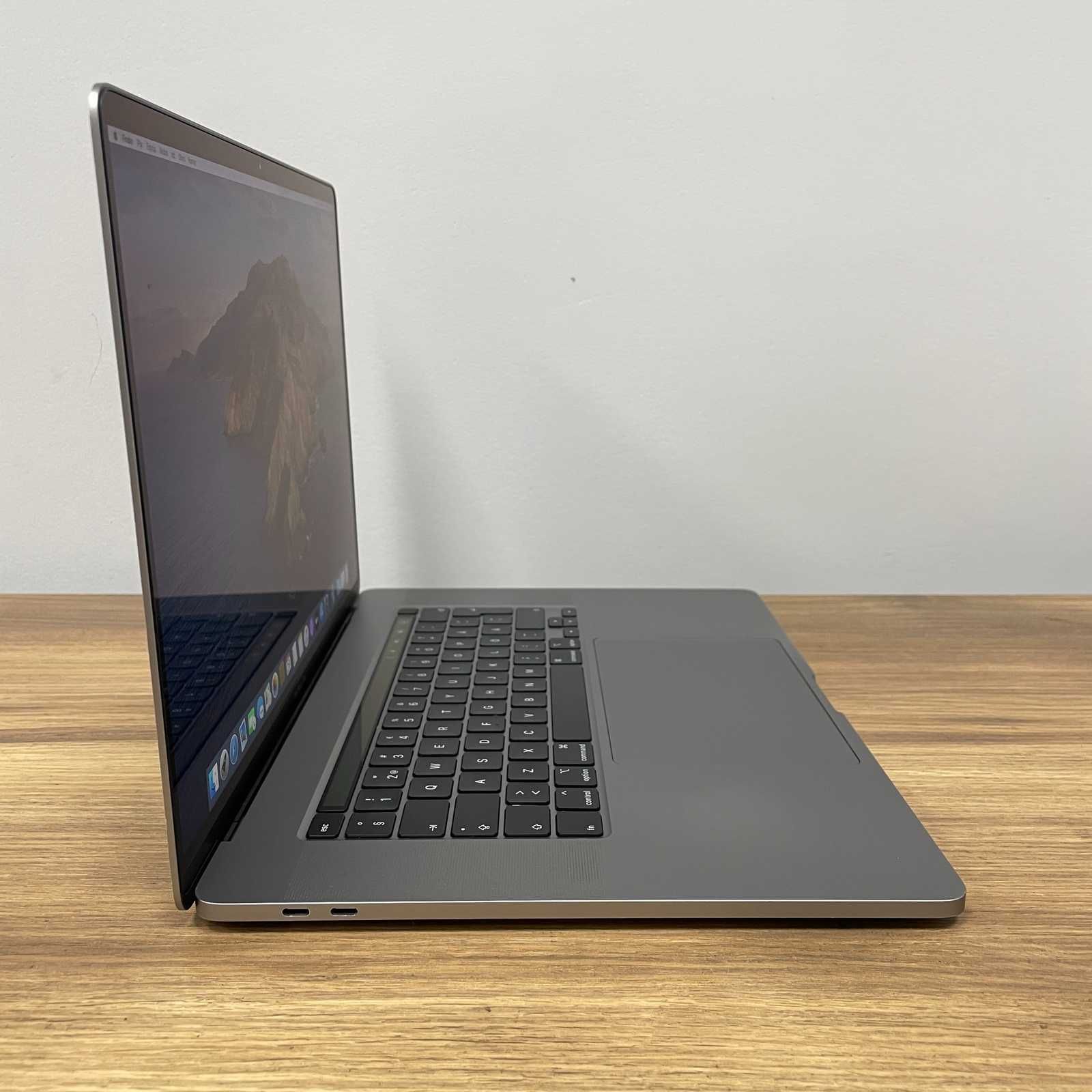 Apple MacBook Pro 16" A2141 16 GB 512 GB SSD Pro 5300M 4GB Klasa A-