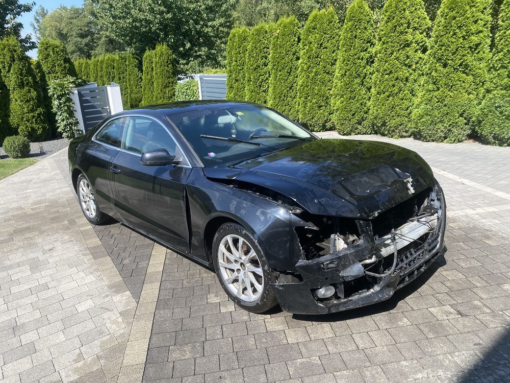 Audi A5 8T Coupe 2.0 TSI TFSI 180km Po Kolizji Zadbana Pali i jeździ