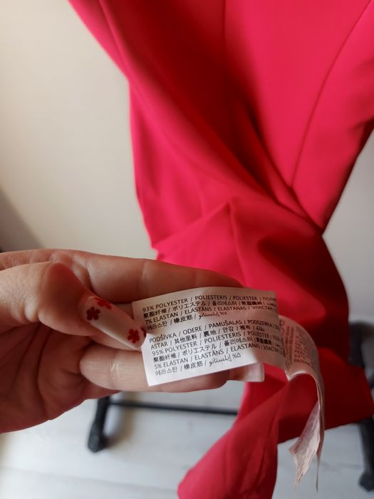 Klasyczna dopasowana sukienka Mango | rozmiar XS