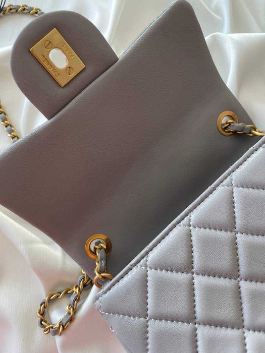 Сумочка Chanel, оригинал, с документами