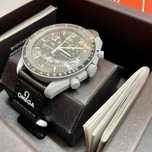 Swatch x Omega Bioceramic Moonswatch Mission to the Moon SO33M100