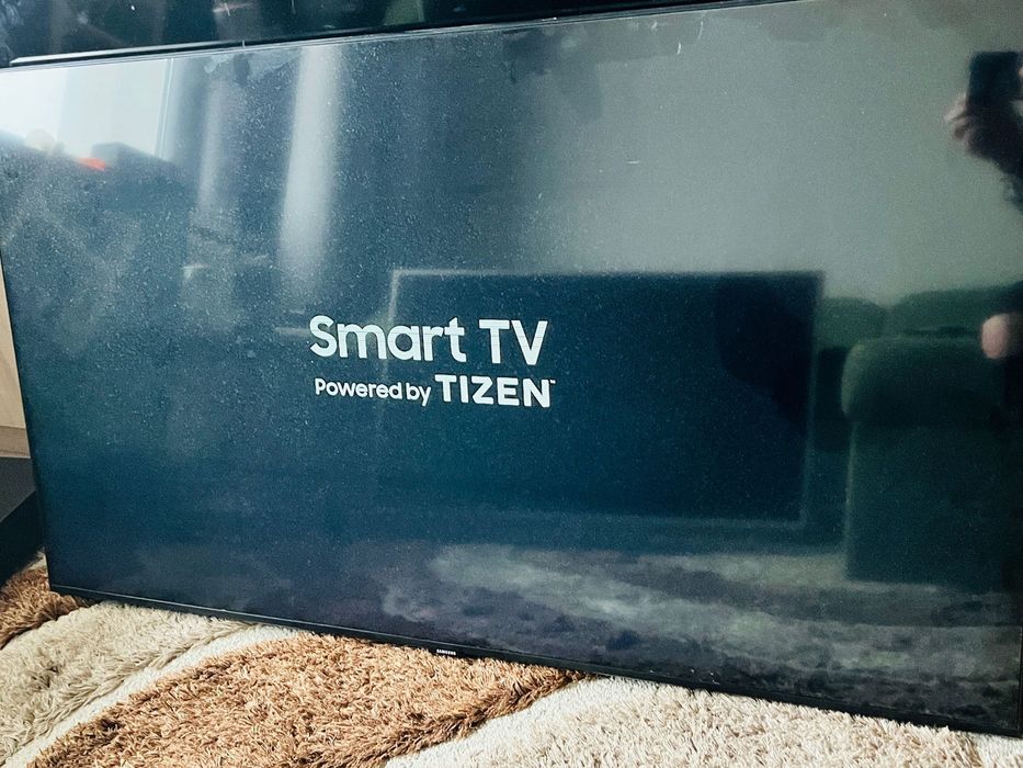 2x Samsung 50” SmarT Tv