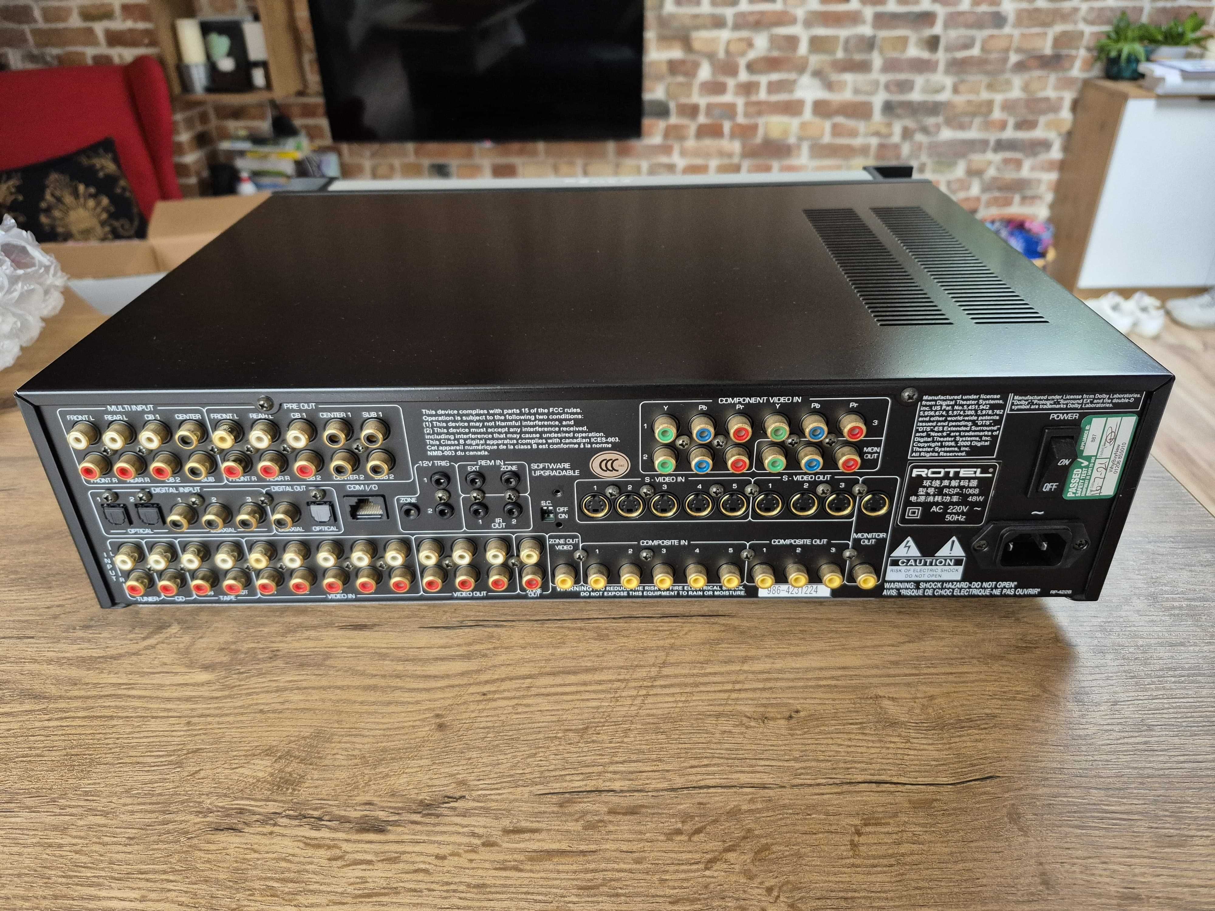 Rotel RSP-1068 - przedwzmacniacz i procesor dzwięku