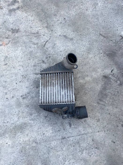 Інтеркулер фольцваген гольф 4-3. 1,9дизель