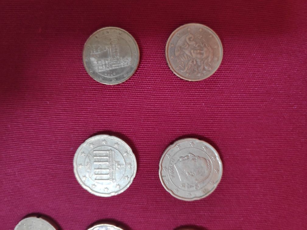 Moedas de escudos.