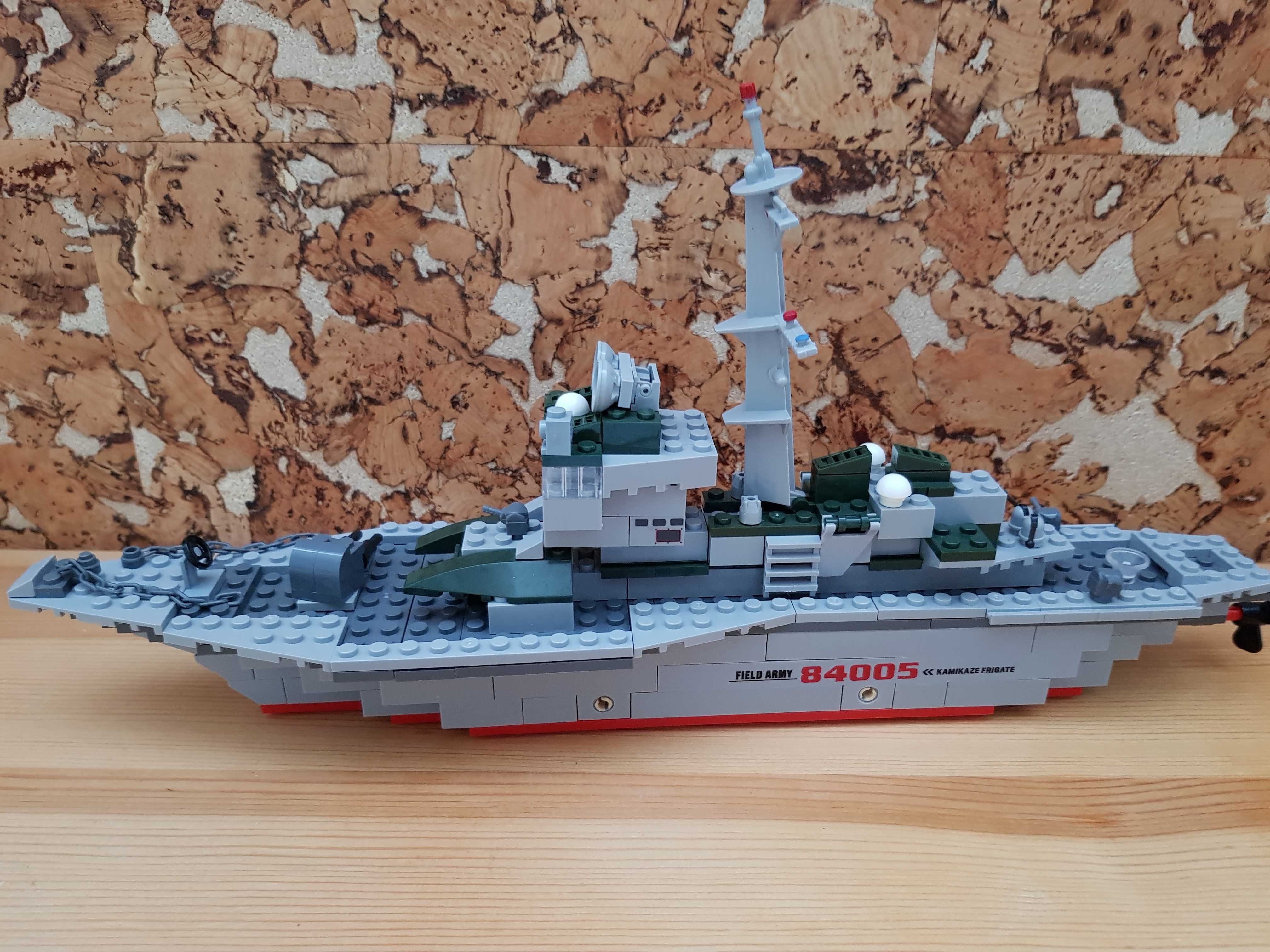 KLOCKI BLOCKI wojsko okręt   wojenny 228EL KB84005