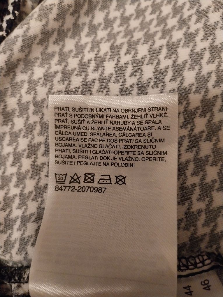 Piękna bluzka Canada Premium 42-44 czarno biała pepitka kr
