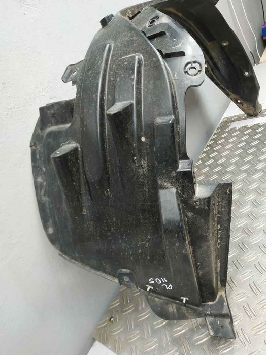 Suzuki Jimny 4 18- підкрилок перед R PL1105 7232178R0