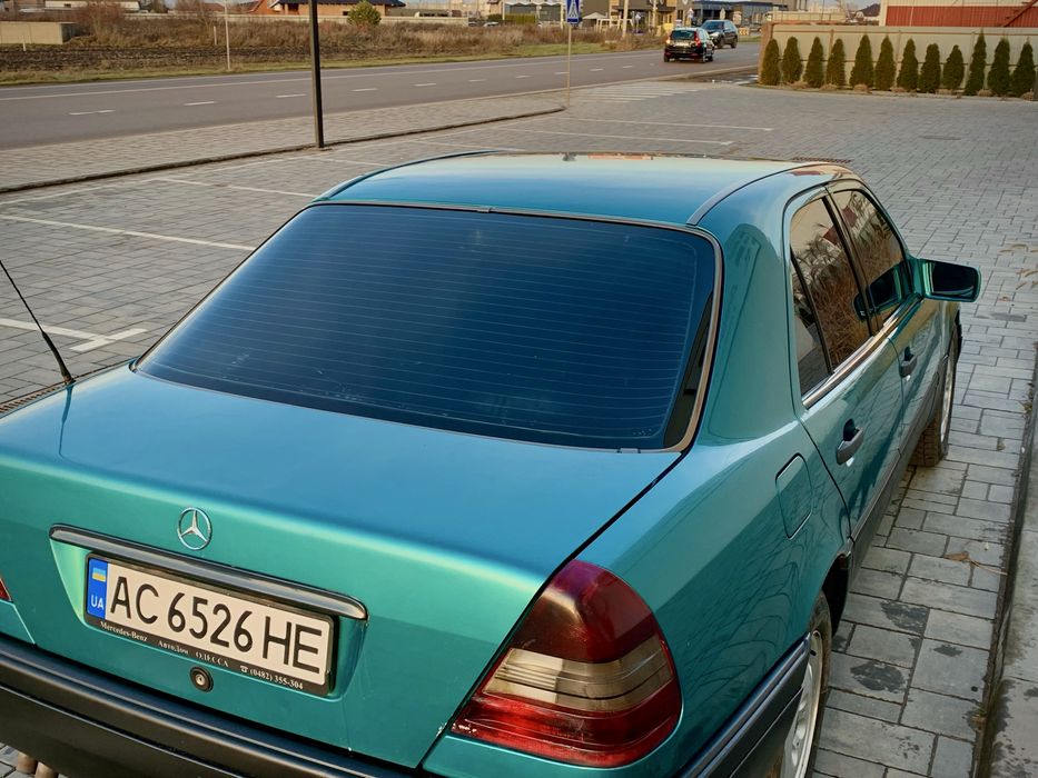 Mercedes-Benz C-class w202 2.3 газ/бензин МКПП