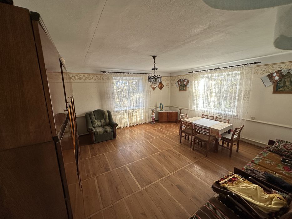 Продається будинок в с. Розношинці (біля м. Збараж) продаж земельна