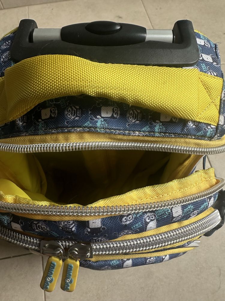 Mochila tema minions