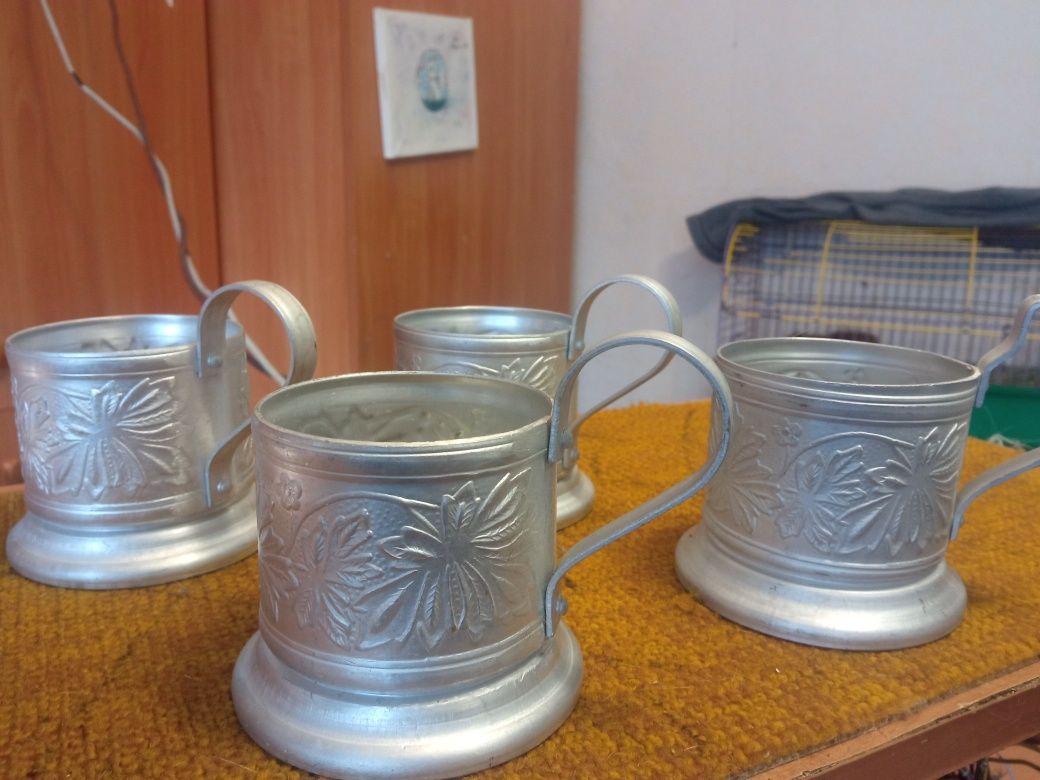 Подстаканники алюминиевые 4 шт за 200 грн