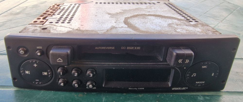 Продам автомагнитолу рено кенго штатная