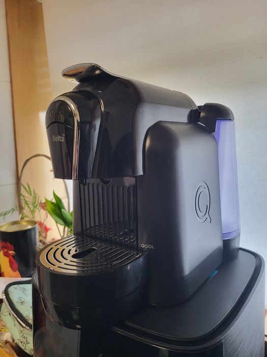Máquina café Delta Qool