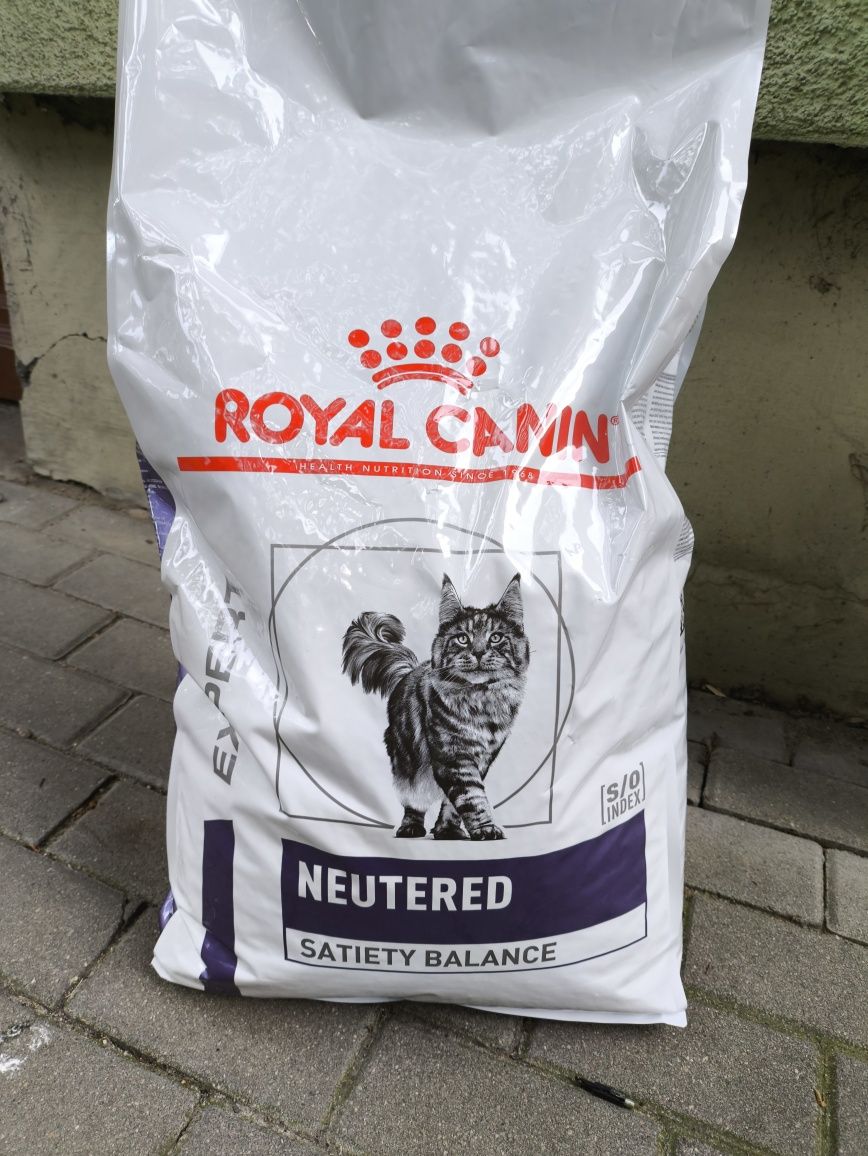 Royal Canin Neutered Safiety Blance 12kg