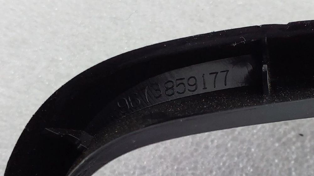 Aro do quadrante PEUGEOT 208