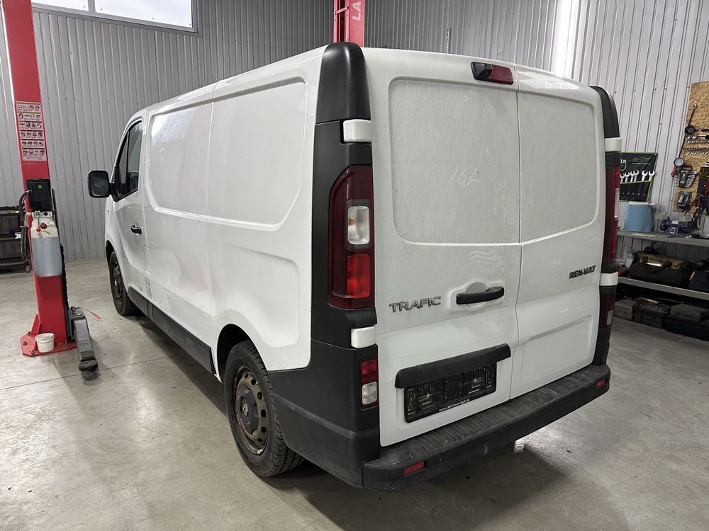 Запчастини б/у Renault Trafic 3  трафік 3