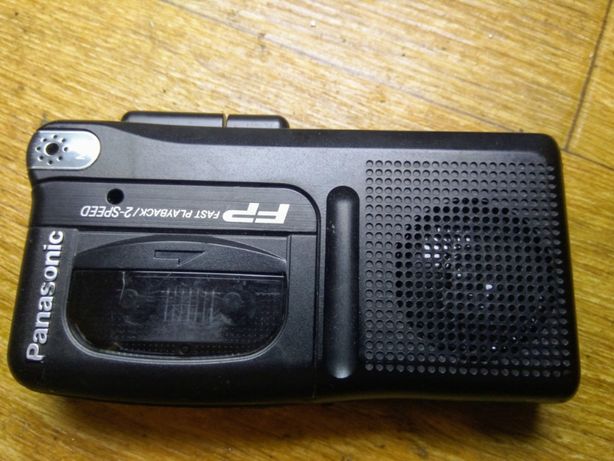 Портативный микрокассетный диктофон Panasonic RN-202