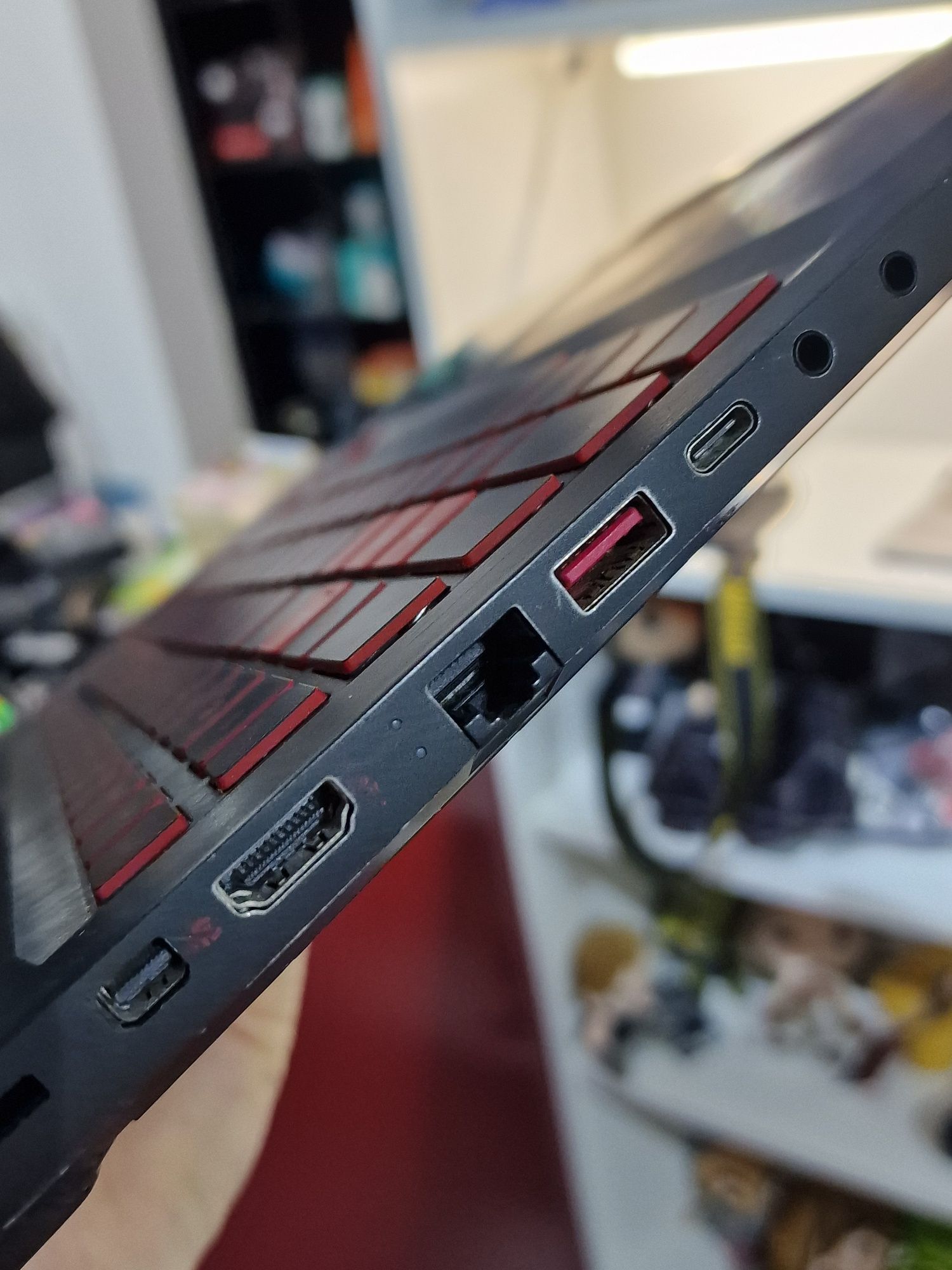 Portátil Gaming HP Omen i5 8GB + Hdd + SSD Garantia