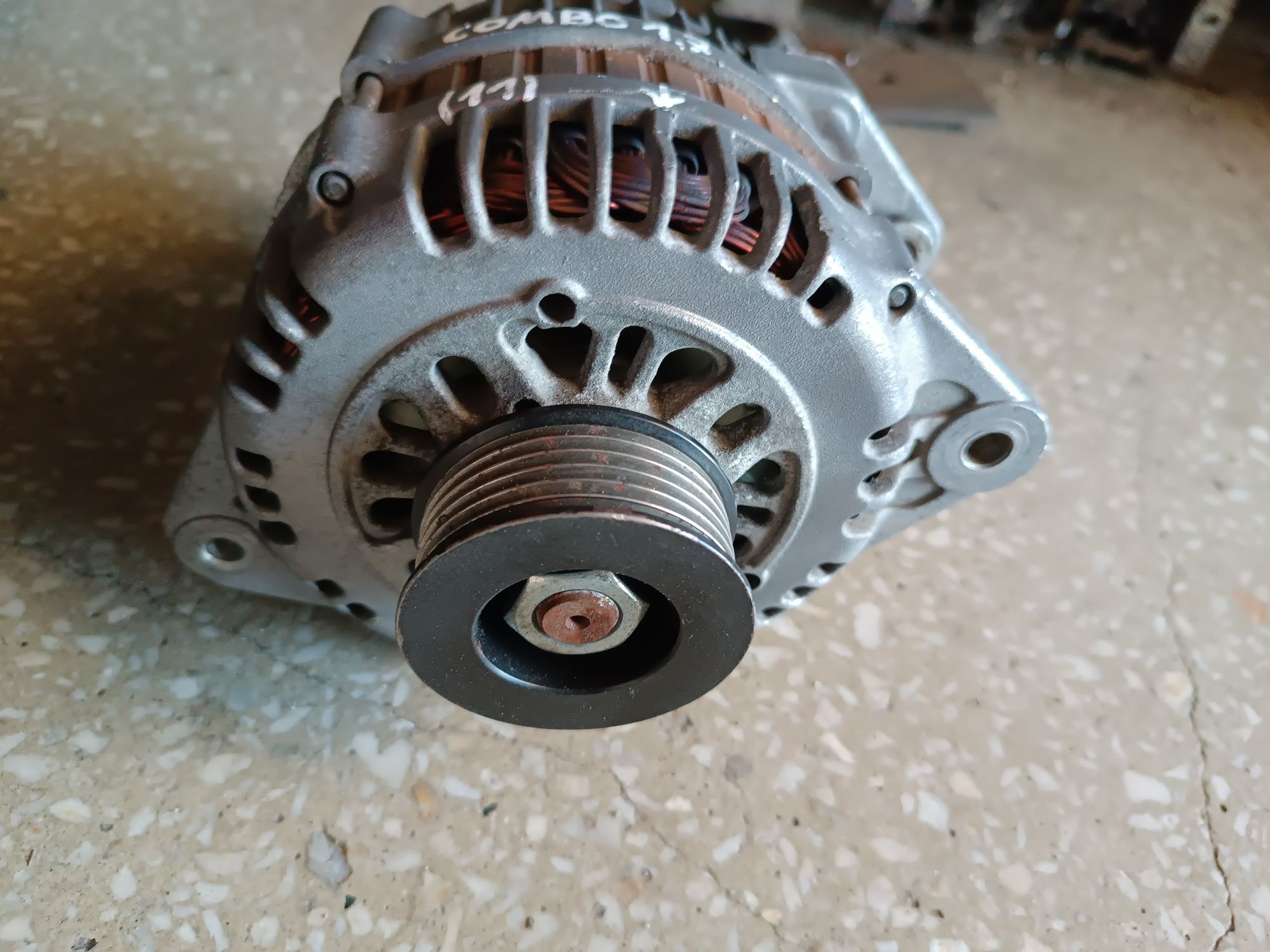 Alternator opel combo corsa c astra g 1.7cdti dti pompa vacum