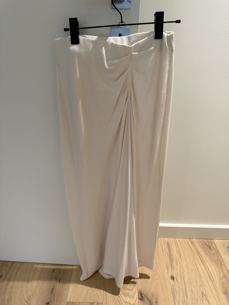 Saia Massimo Dutti