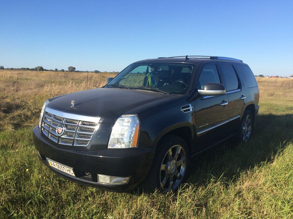 Cadillac Escalade2007 V8 6.2л,410лсГаз-Бензин куплен новым в Киеве2008