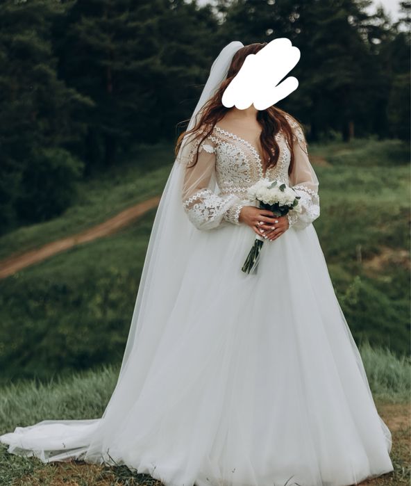 Весільна сукня білий айворі(не сніжно біла )