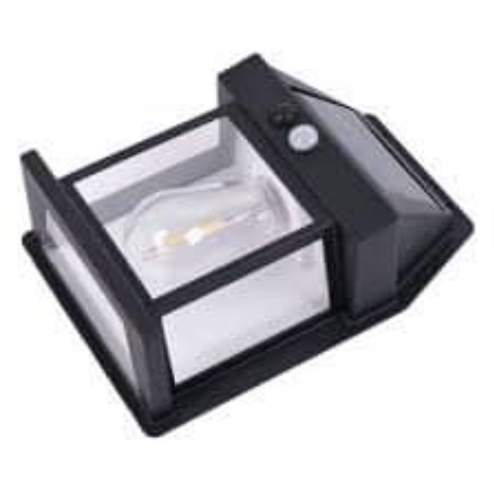 76 zl Lampa solarna LED na sciane z czujnikem ruchu i zmierzchu 4 szt.