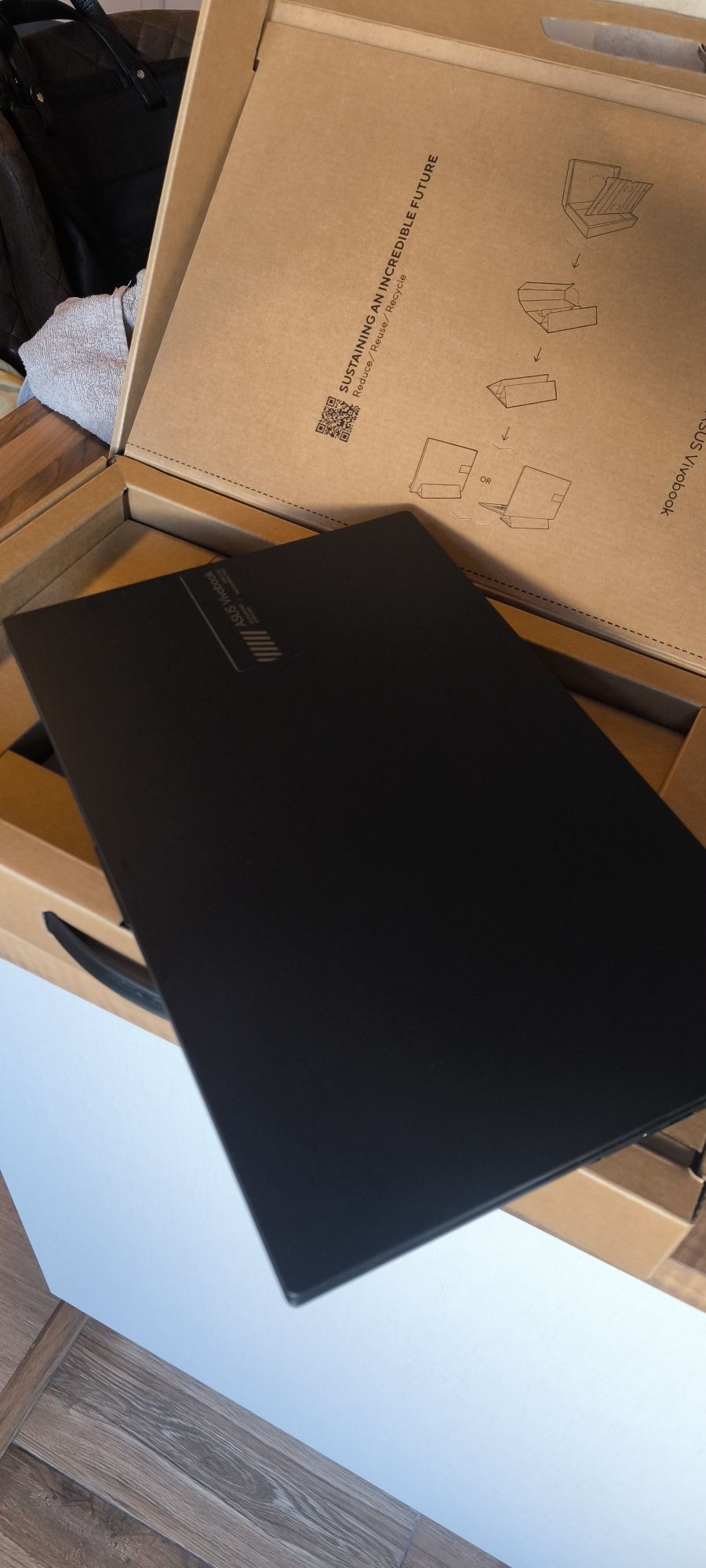 Computador ASUS com 3 Meses