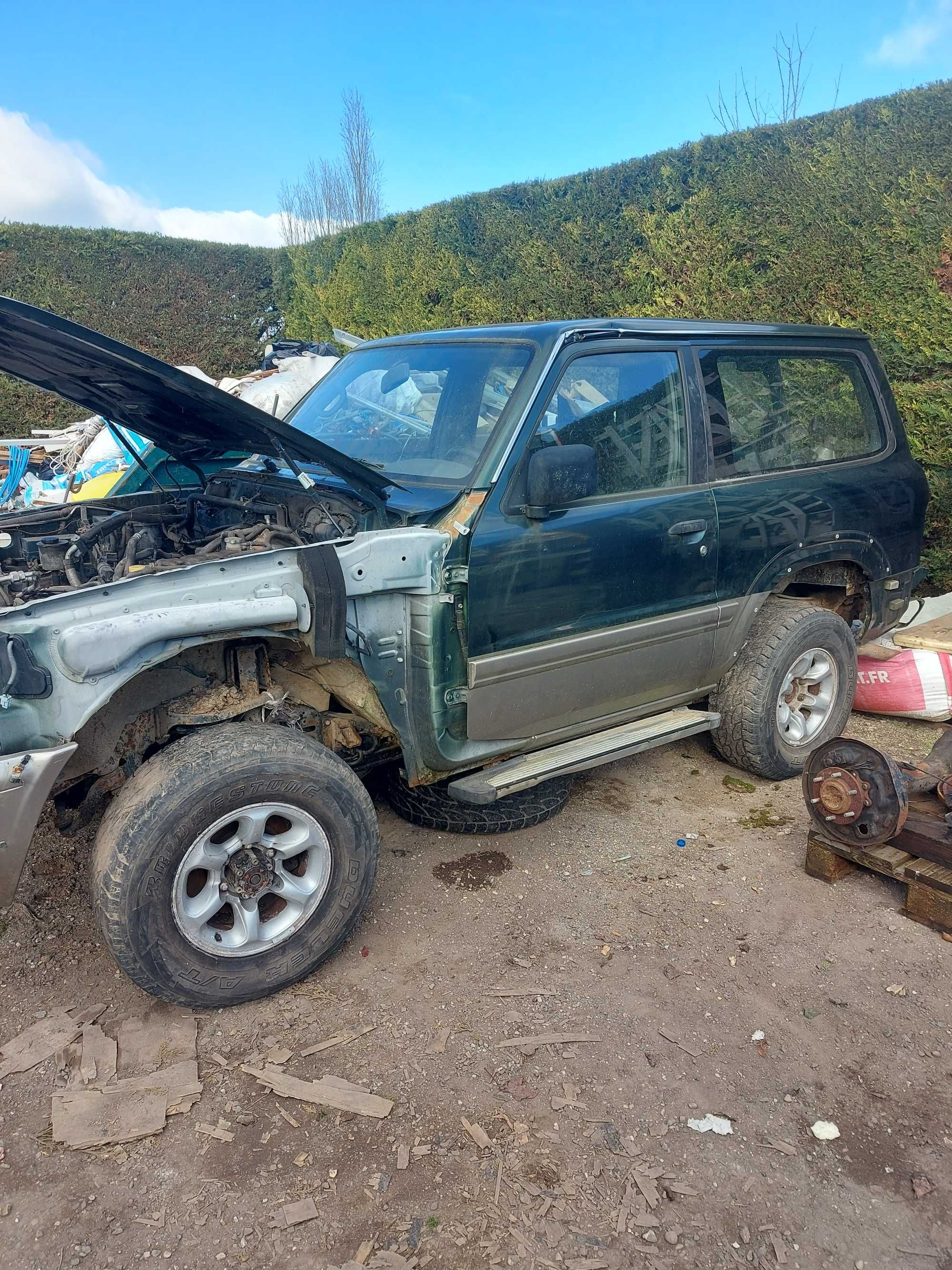 Nissan Patrol gr y61