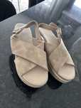 Sandalia novas 38