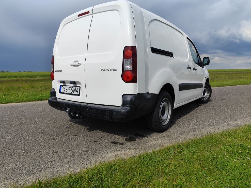 Peugeot Partner Berlingo maxi King 3 osoby klimatyzacja zabudowa regał