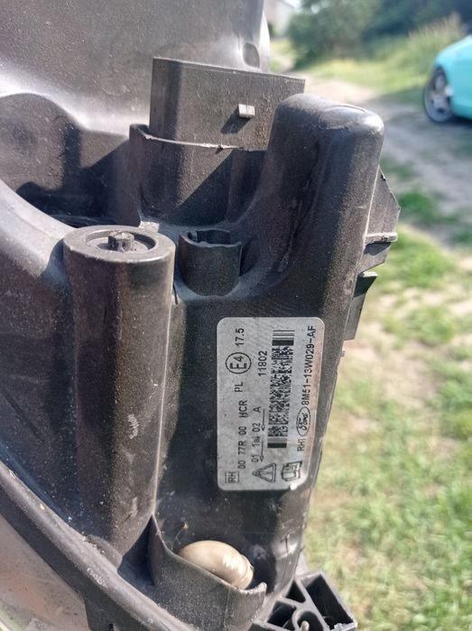 Ford Focus mk II 2 lift lampa zderzak maska błotniki czarne
