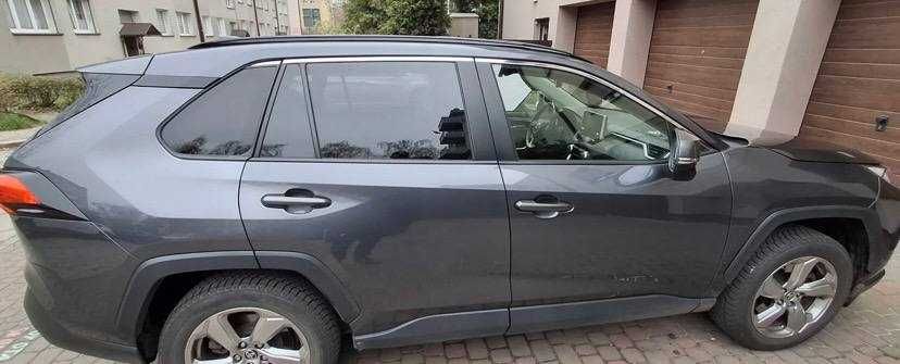 Авто з Європи Toyotf RAV4 2.0 Comfort 4x4 MS