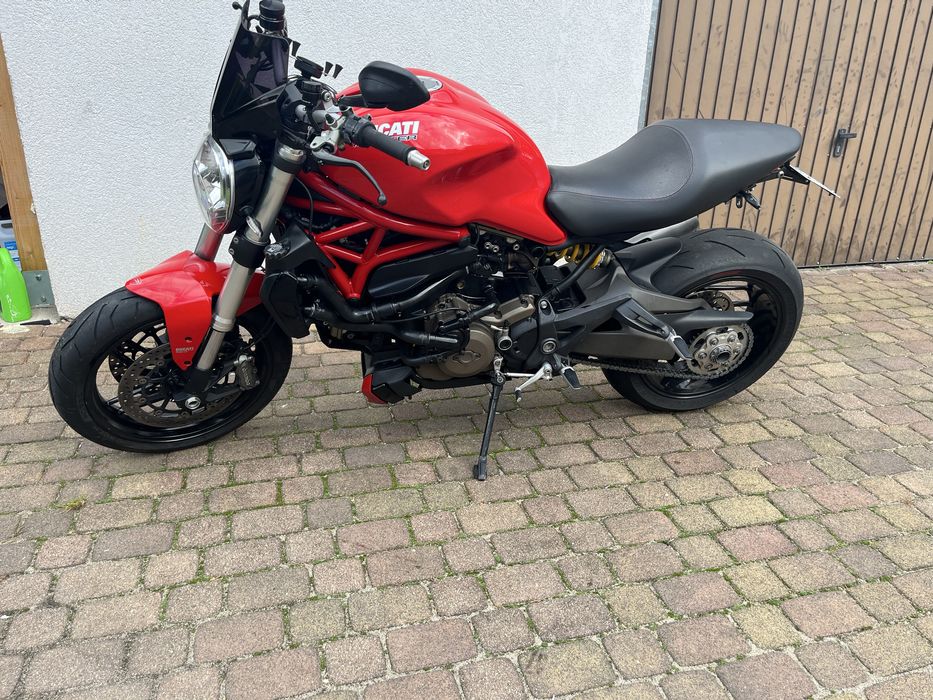 Ducati Monster 1200 Zamiana